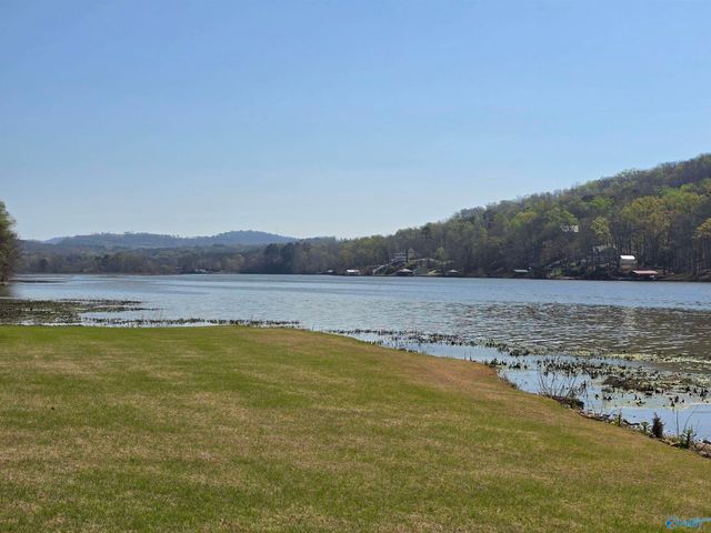 321 Peninsula Drive, Gadsden, AL 35901