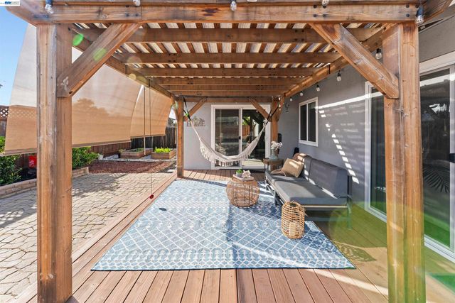 637 Caliente Ave, Livermore, CA 94550