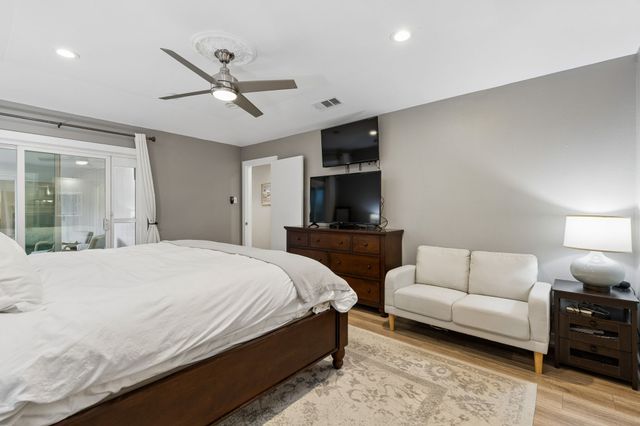 3781 Weeburn Drive, Dallas, TX 75229