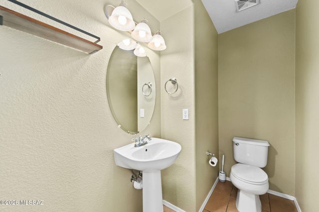 8386 S Otis Drive, Tucson, AZ 85747