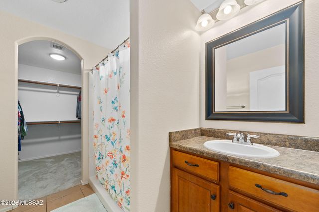 8386 S Otis Drive, Tucson, AZ 85747