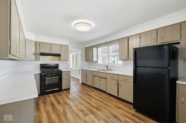 334 E Monroe Street, Fortville, IN 46040