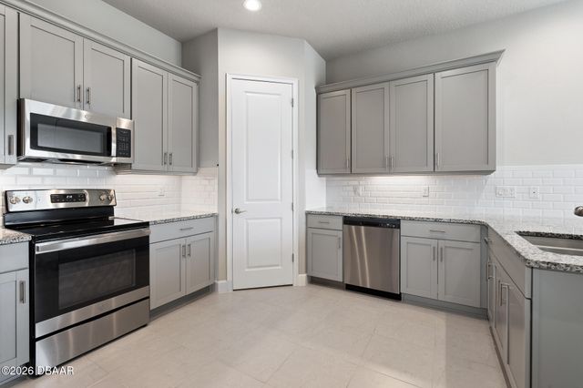 89 Longridge Lane, Ormond Beach, FL 32174