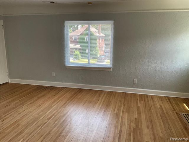 17165 Wisconsin Street, Detroit, MI 48221