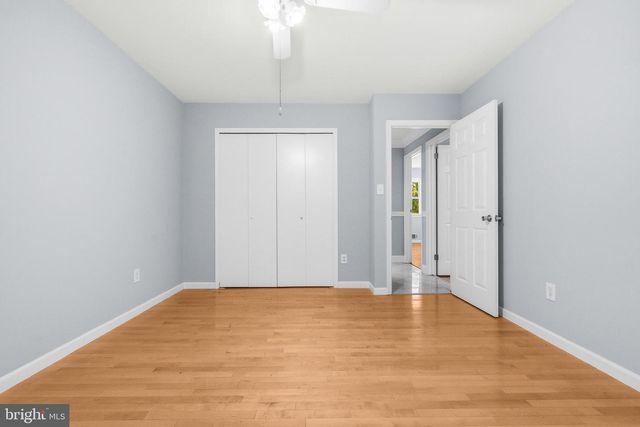 4915 POWELL RD, Fairfax, VA 22032
