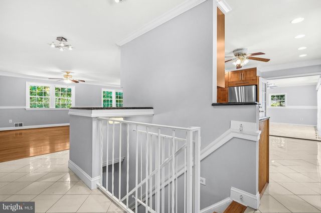 4915 POWELL RD, Fairfax, VA 22032