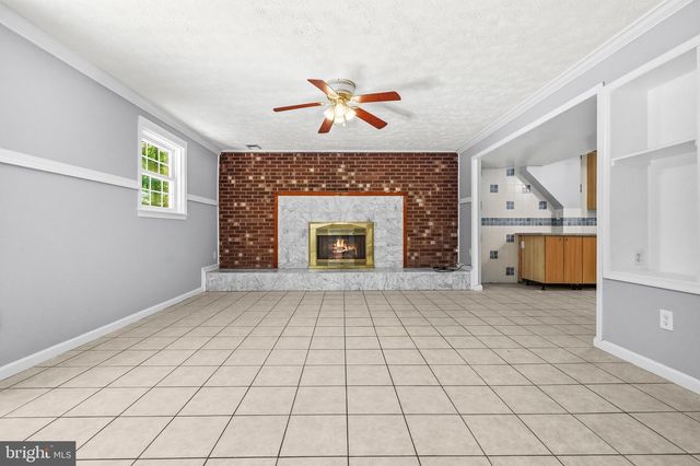 4915 POWELL RD, Fairfax, VA 22032