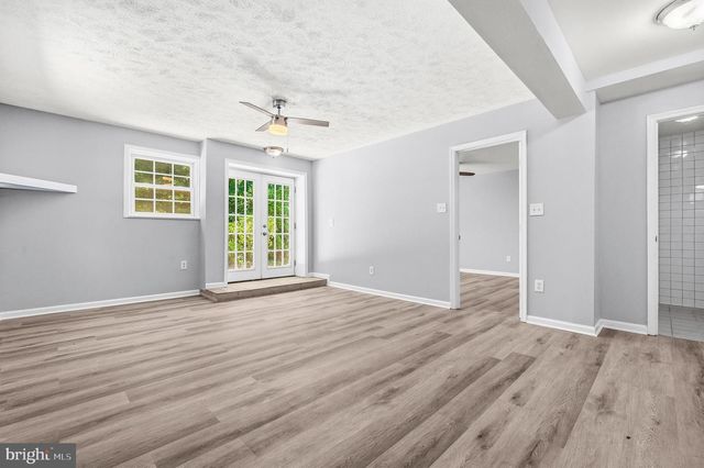 4915 POWELL RD, Fairfax, VA 22032