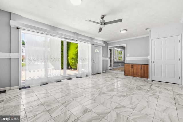 4915 POWELL RD, Fairfax, VA 22032
