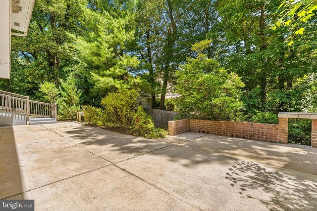 4915 POWELL RD, Fairfax, VA 22032