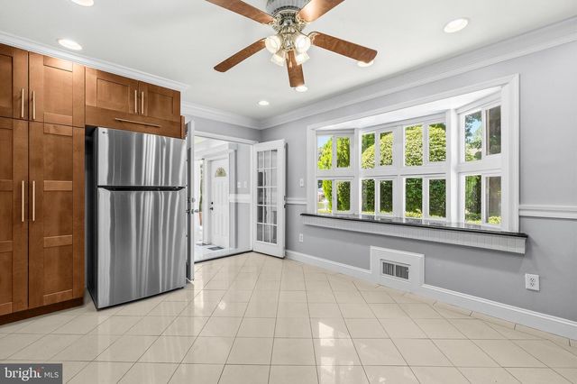 4915 POWELL RD, Fairfax, VA 22032