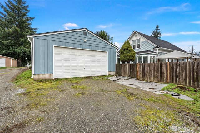 1722 S 40th Street, Tacoma, WA 98418