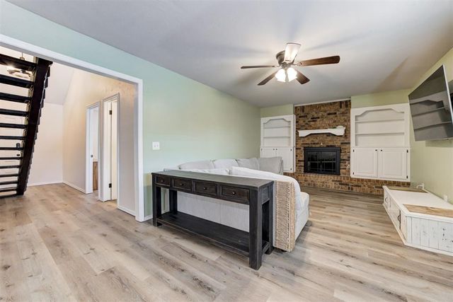 1605 Glenwood Drive, Moore, OK 73160