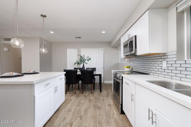 1458 S KEY Circle, Mesa, AZ 85210