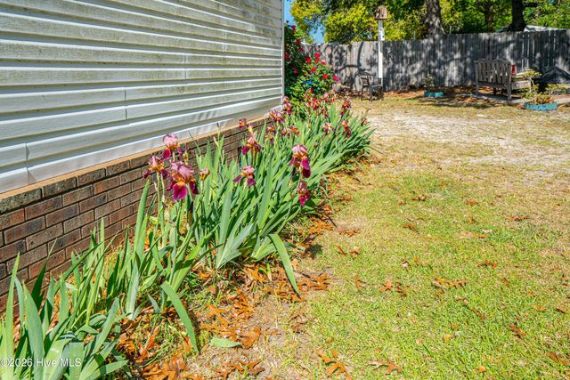 5092 Lakewood Drive SW, Shallotte, NC 28470