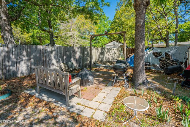 5092 Lakewood Drive SW, Shallotte, NC 28470