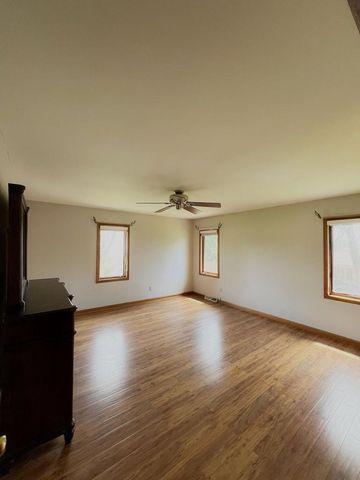 12445 North LANE, New Berlin, WI 53151