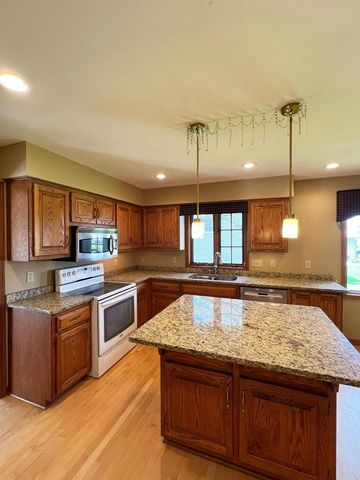 12445 North LANE, New Berlin, WI 53151