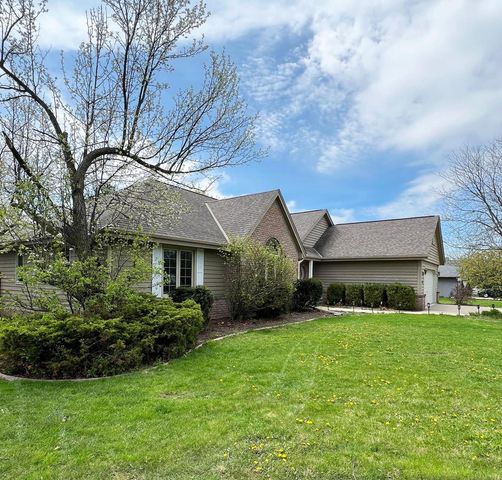 12445 North LANE, New Berlin, WI 53151