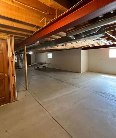 12445 North LANE, New Berlin, WI 53151