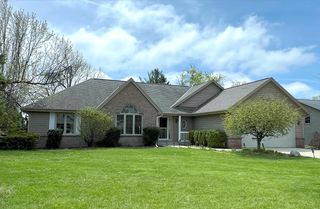 12445 North LANE, New Berlin, WI 53151