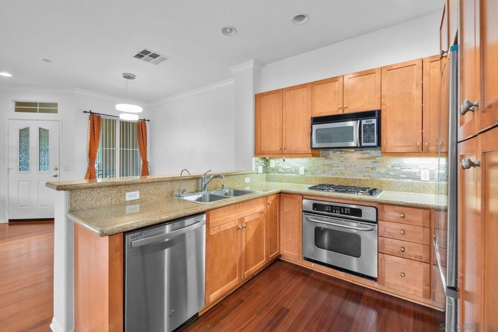 11021 Catarina 298, San Diego, CA 92128 — photo 4