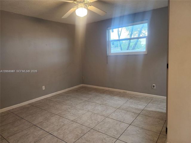 421 NE 1st St 112, Hallandale Beach, FL 33009