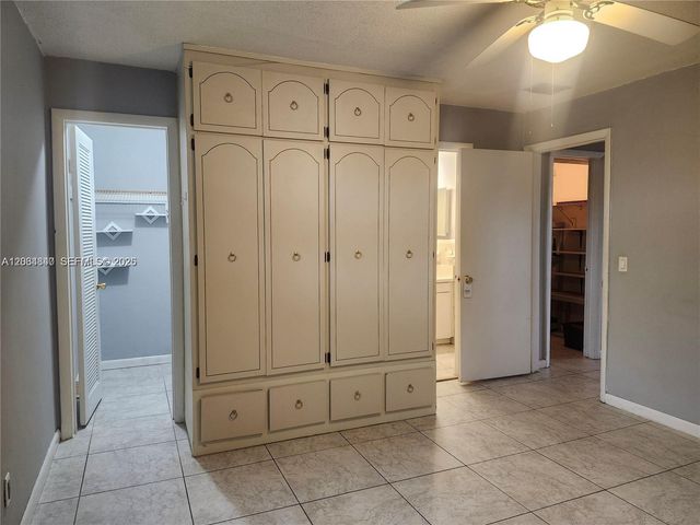 421 NE 1st St 112, Hallandale Beach, FL 33009