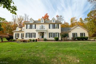 7616 Hudson Park Drive, Hudson, OH 44236