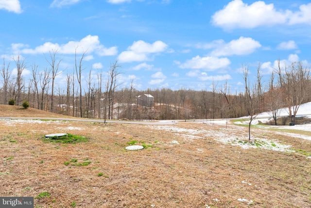 180 PINEWOOD RD, Fredericksburg, VA 22405