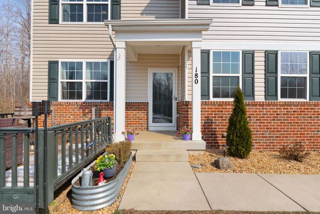 180 PINEWOOD RD, Fredericksburg, VA 22405
