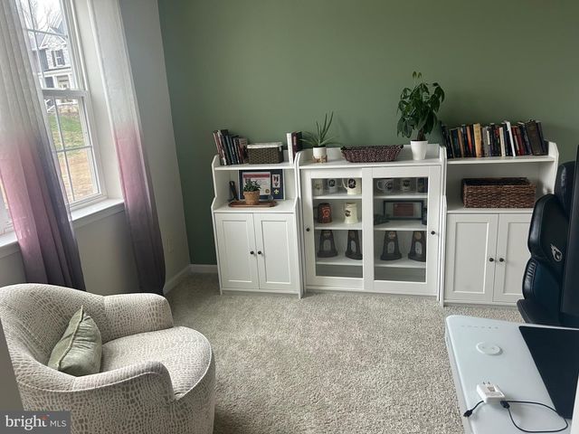 180 PINEWOOD RD, Fredericksburg, VA 22405