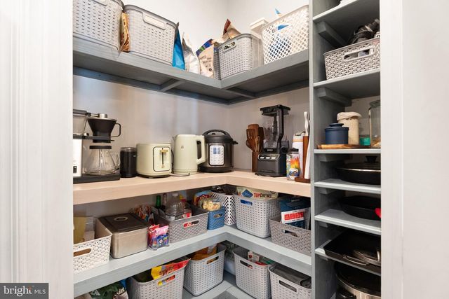 180 PINEWOOD RD, Fredericksburg, VA 22405