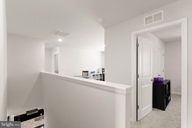 180 PINEWOOD RD, Fredericksburg, VA 22405