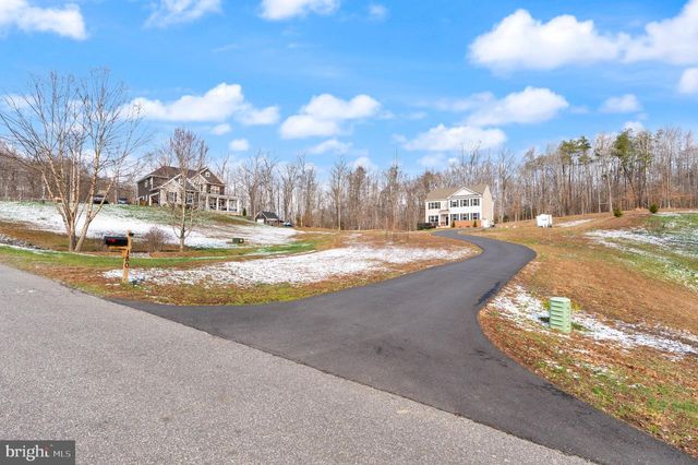 180 PINEWOOD RD, Fredericksburg, VA 22405