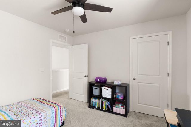 180 PINEWOOD RD, Fredericksburg, VA 22405