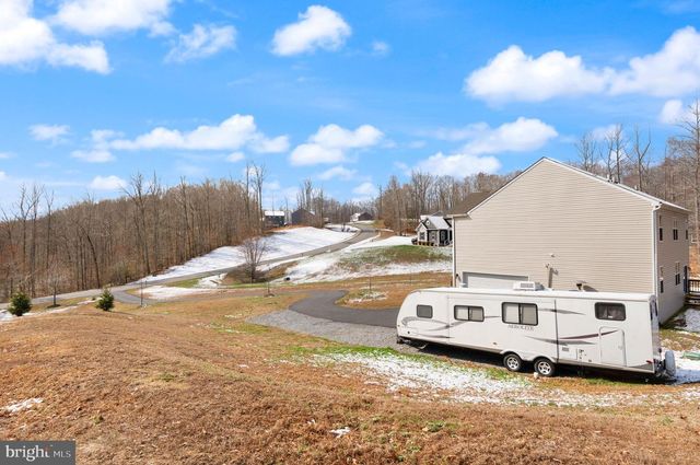 180 PINEWOOD RD, Fredericksburg, VA 22405