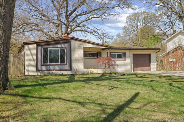 13744 Marvin Street, Taylor, MI 48180