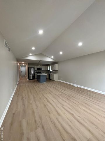 30294 Adams Drive, Gibraltar, MI 48173