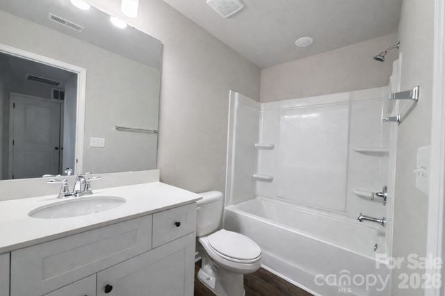 4747 Muskogee Drive, Charlotte, NC 28212