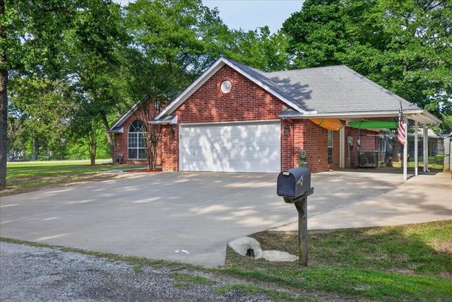 4 Huckleberry Lane, Star Harbor, TX 75148
