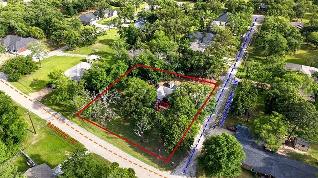 4 Huckleberry Lane, Star Harbor, TX 75148