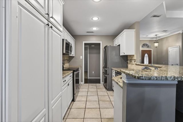 4 Huckleberry Lane, Star Harbor, TX 75148