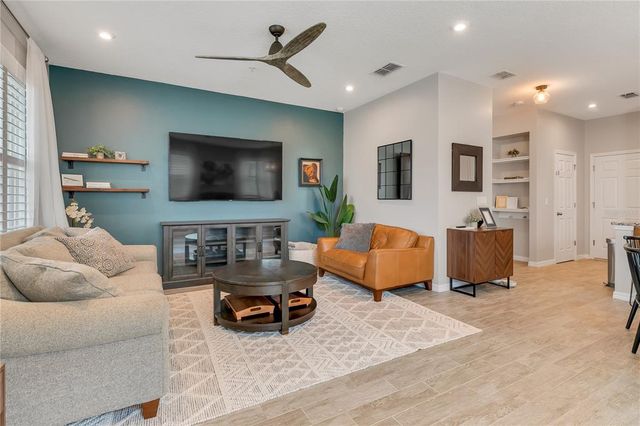10027 RANDAL WALK STREET, Orlando, FL 32832