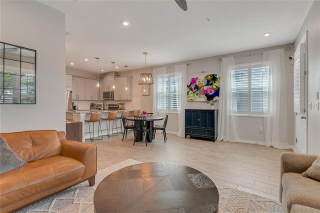 10027 RANDAL WALK STREET, Orlando, FL 32832
