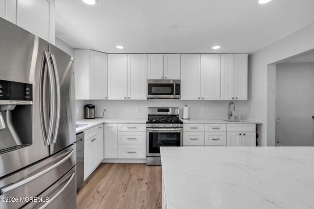 69 Hickory Hill Road, Jackson, NJ 08527