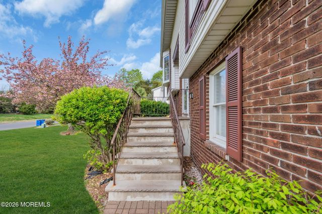 69 Hickory Hill Road, Jackson, NJ 08527