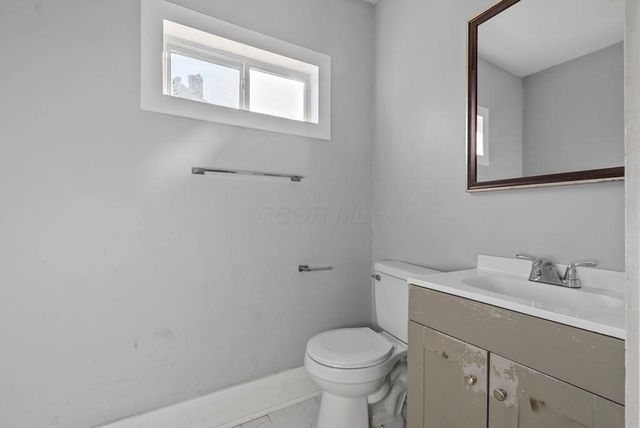 1121 E Livingston Avenue, Columbus, OH 43205