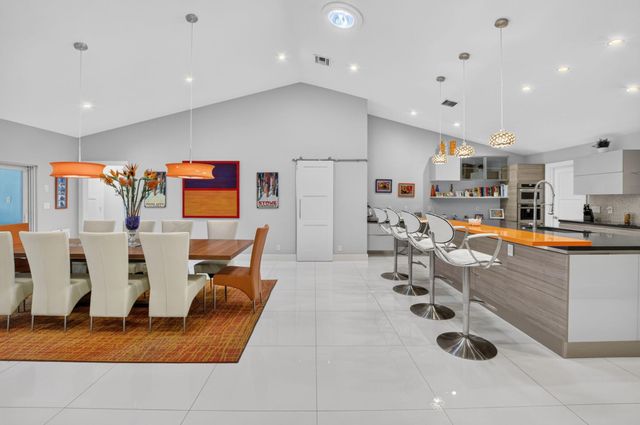 3245 St James Drive, Boca Raton, FL 33434