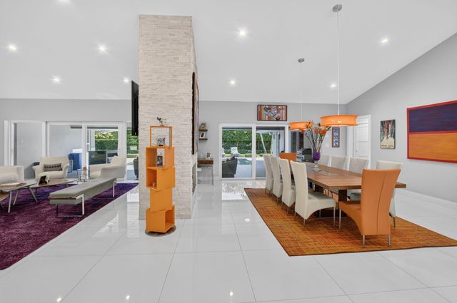 3245 St James Drive, Boca Raton, FL 33434